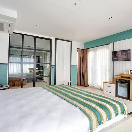 โรงแรมแฟล็กเมนต์ อิสตันบูล ภายนอก รูปภาพ